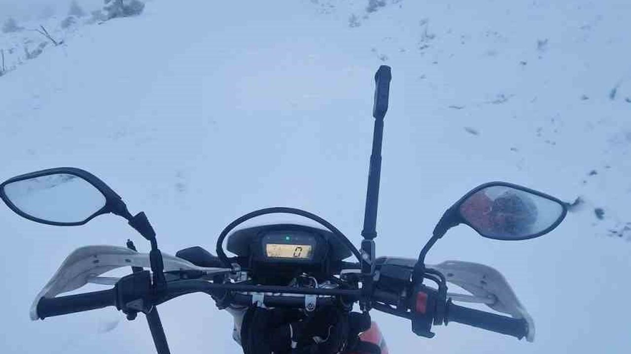 Muğla'da Göktepe Dağı karla kaplandı