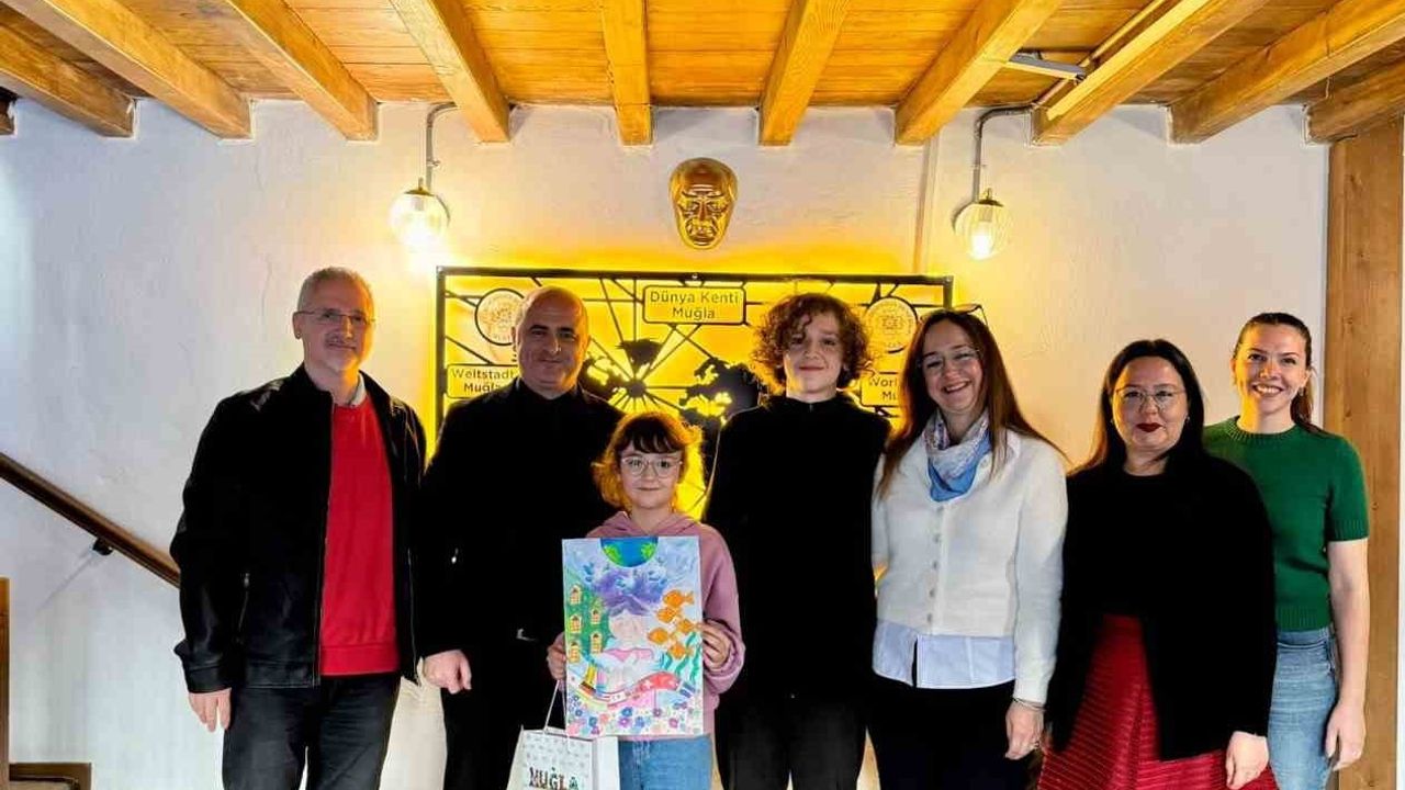 Muğla’dan barışın rengi: Elif Kayra Taşkaya Mayors for Peace ödülünü aldı