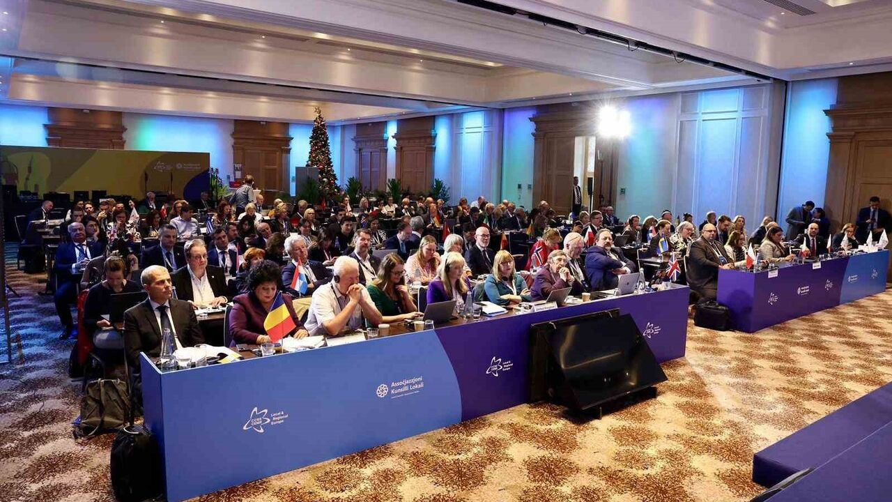 Muratpaşa Belediyesi Malta’daki Liderler Zirvesi’ne Katıldı