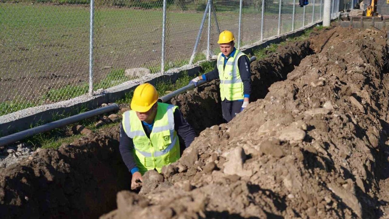 MUSKİ, Karabörtlen Mahallesi'ndeki içme suyu hatlarını kamusal alana taşıyor