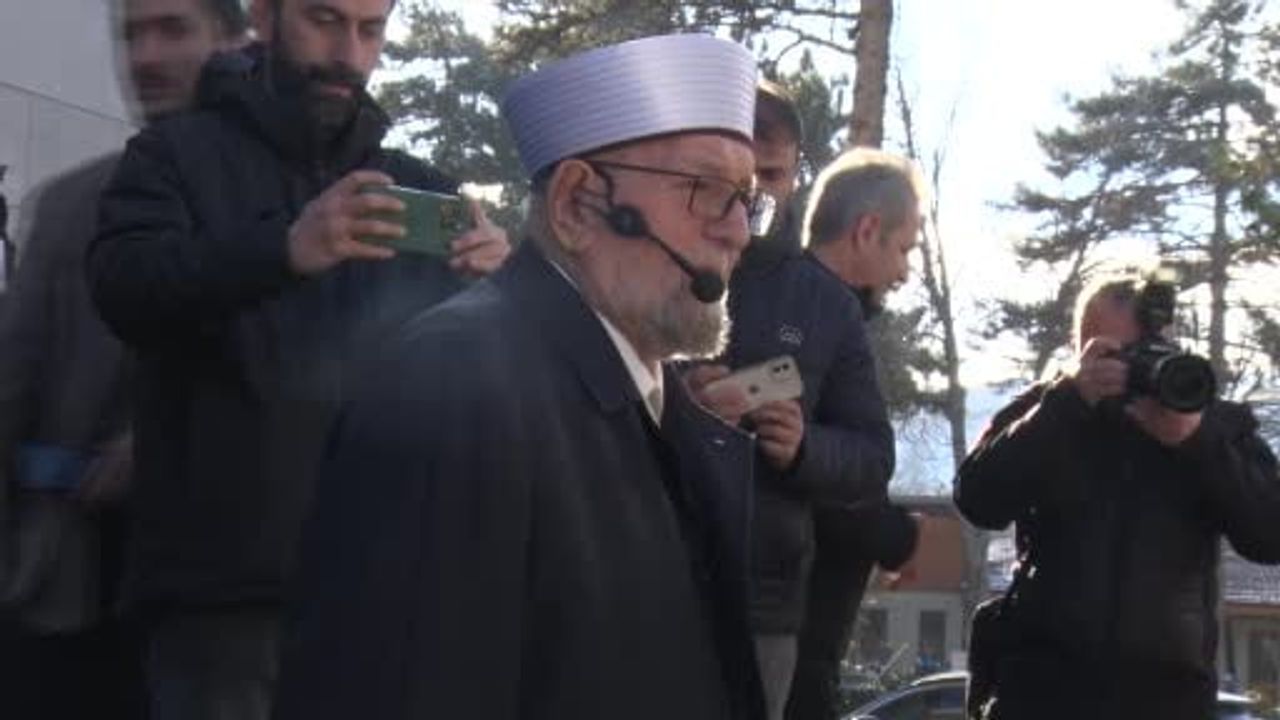 Necmettin Nursaçan’ın eşi Pakize Nursaçan vefat etti