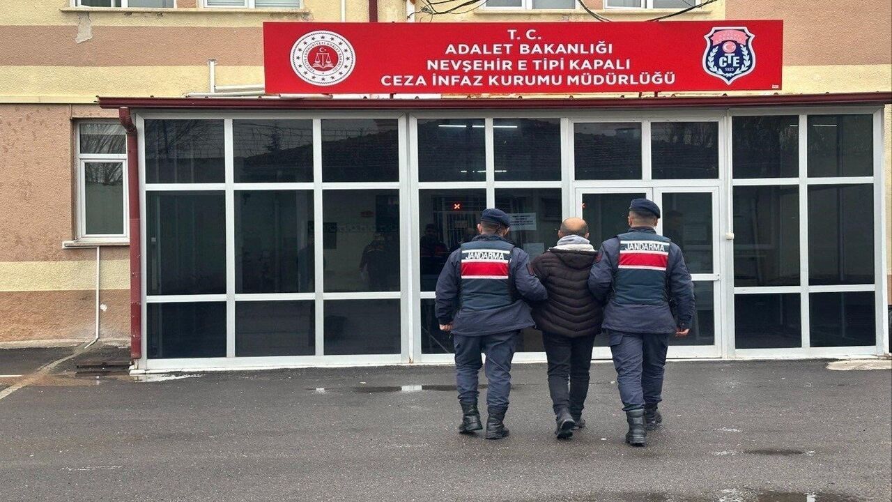 Nevşehir'de 18 yıl 4 ay kesinleşmiş cezası bulunan hükümlü Ürgüp'te yakalandı