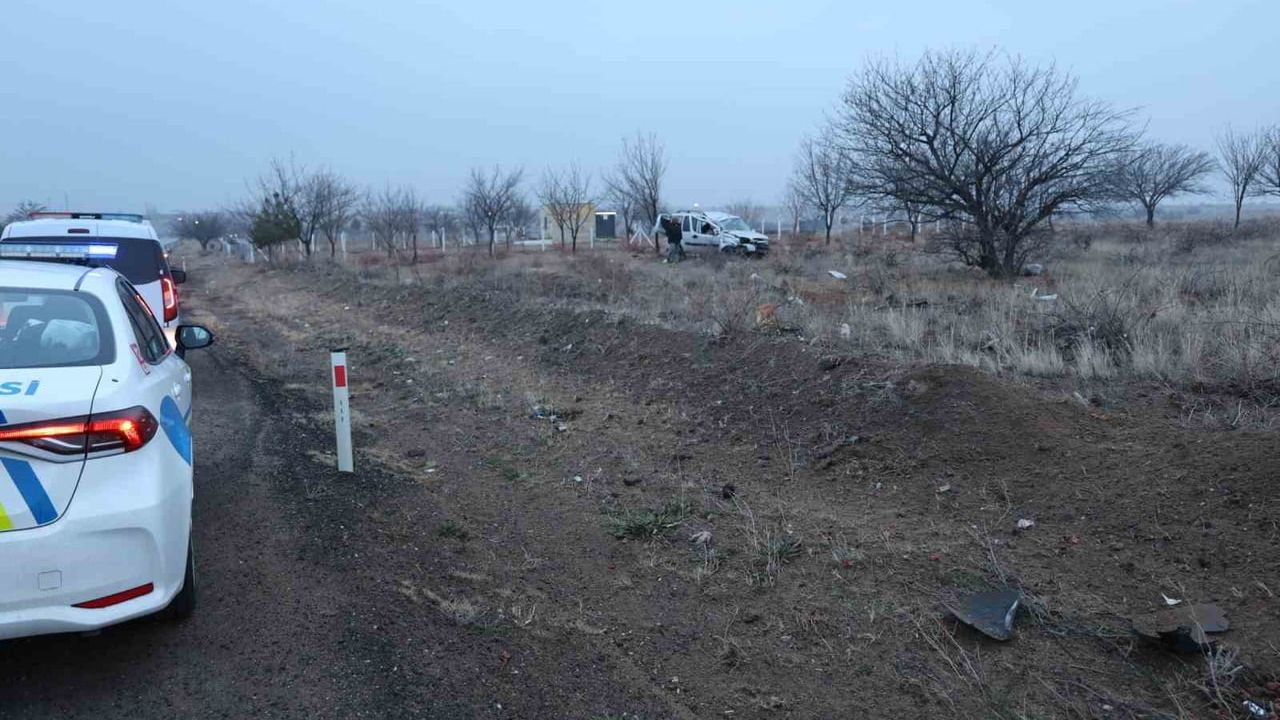 Nevşehir'de hafif ticari araç takla attı — 1 yaralı