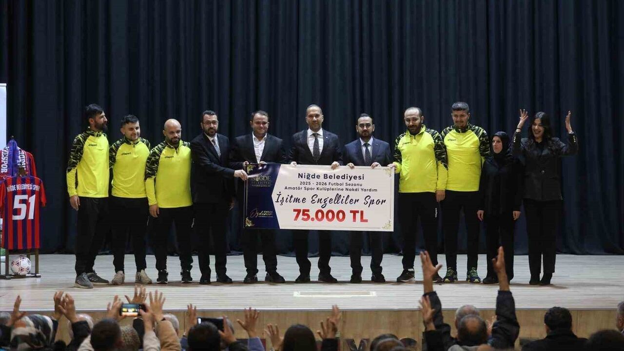 Niğde Belediyesi'nden amatör spor kulüplerine 1 milyon TL'yi aşan destek