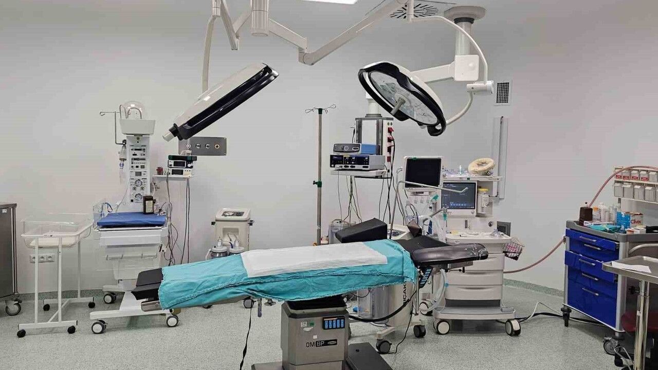 Niğde Ömer Halisdemir Hastanesi'nde ameliyathaneler yeni alanda hizmete başladı