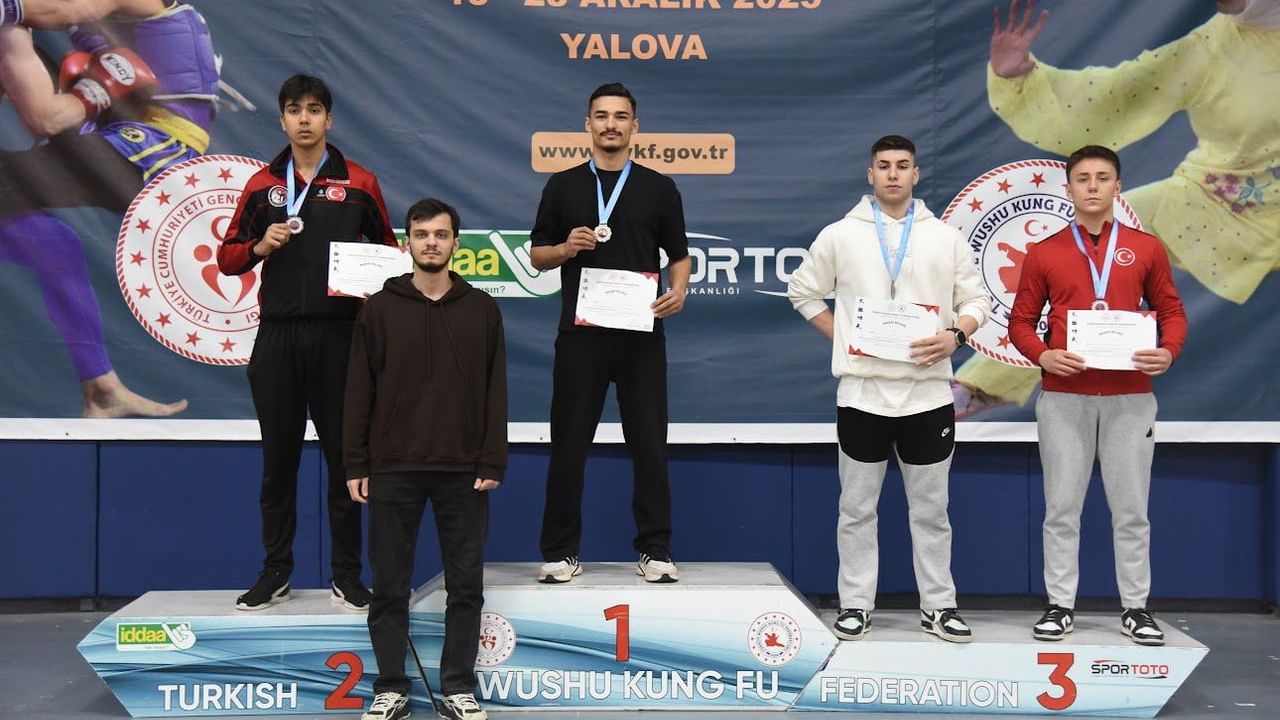 Niğdeli Kutay Şimşek Wushu Sanda Türkiye Şampiyonu