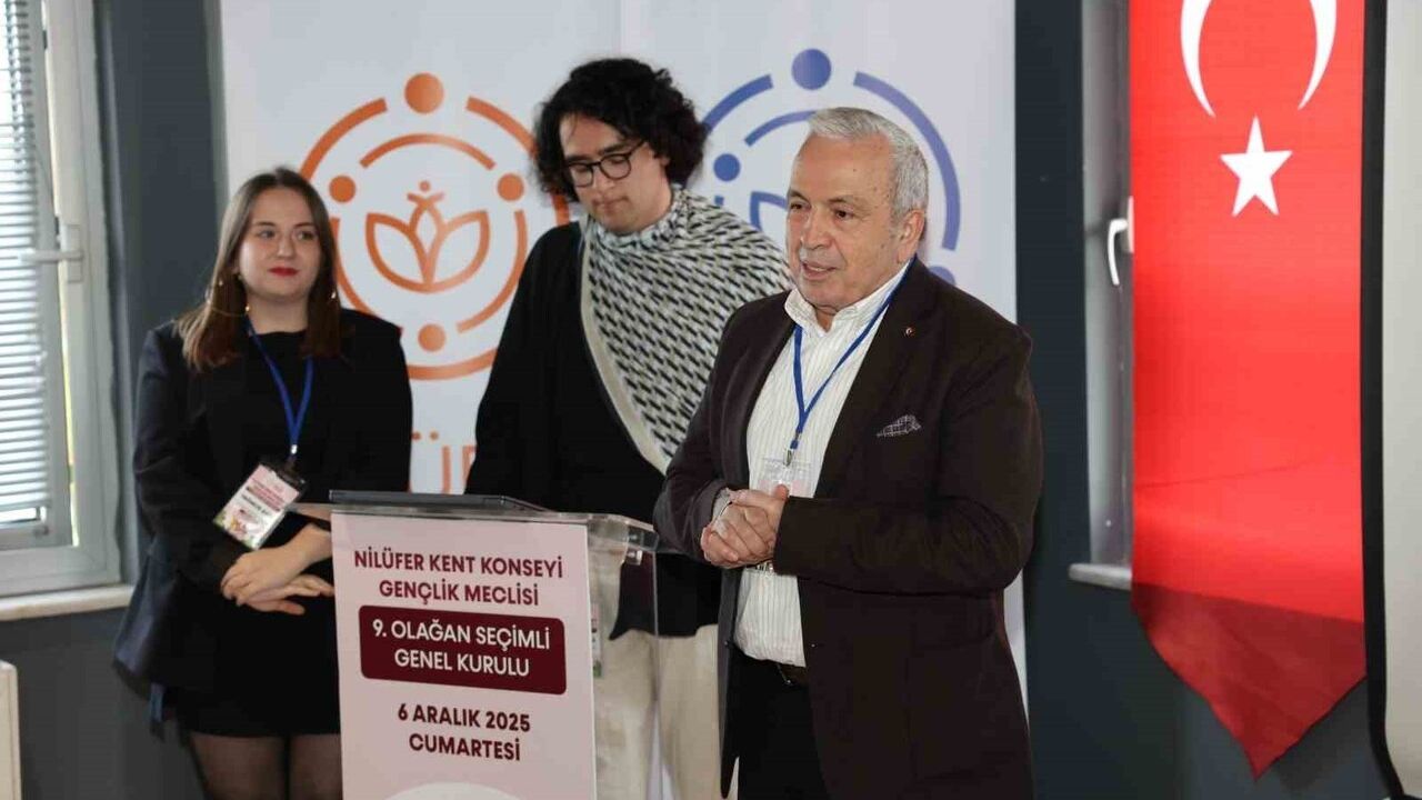 Nilüfer Kent Konseyi Gençlik Meclisi’nin yeni eş başkanları Ömer Faruk Söker ve Elif Varol