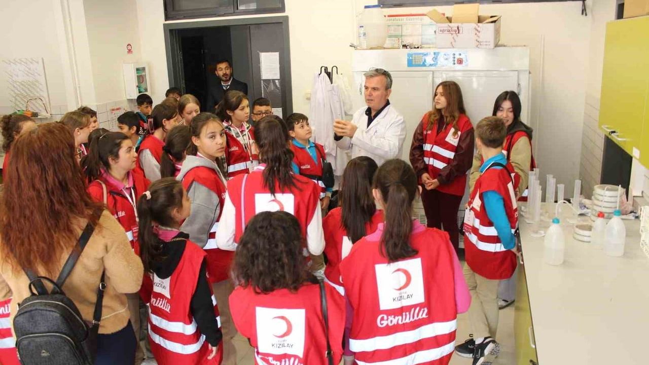 NÖHÜ’den geleceğe yatırım: 'Çocuk Üniversitesi' ile 30 öğrenci kampüste