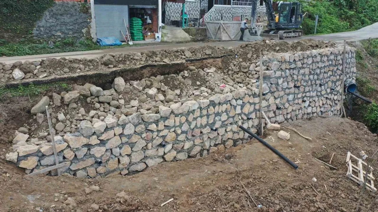 OBB Altınordu'da 6,5 Yılda 42 bin 439 metreküp Taş Duvar Çalışması