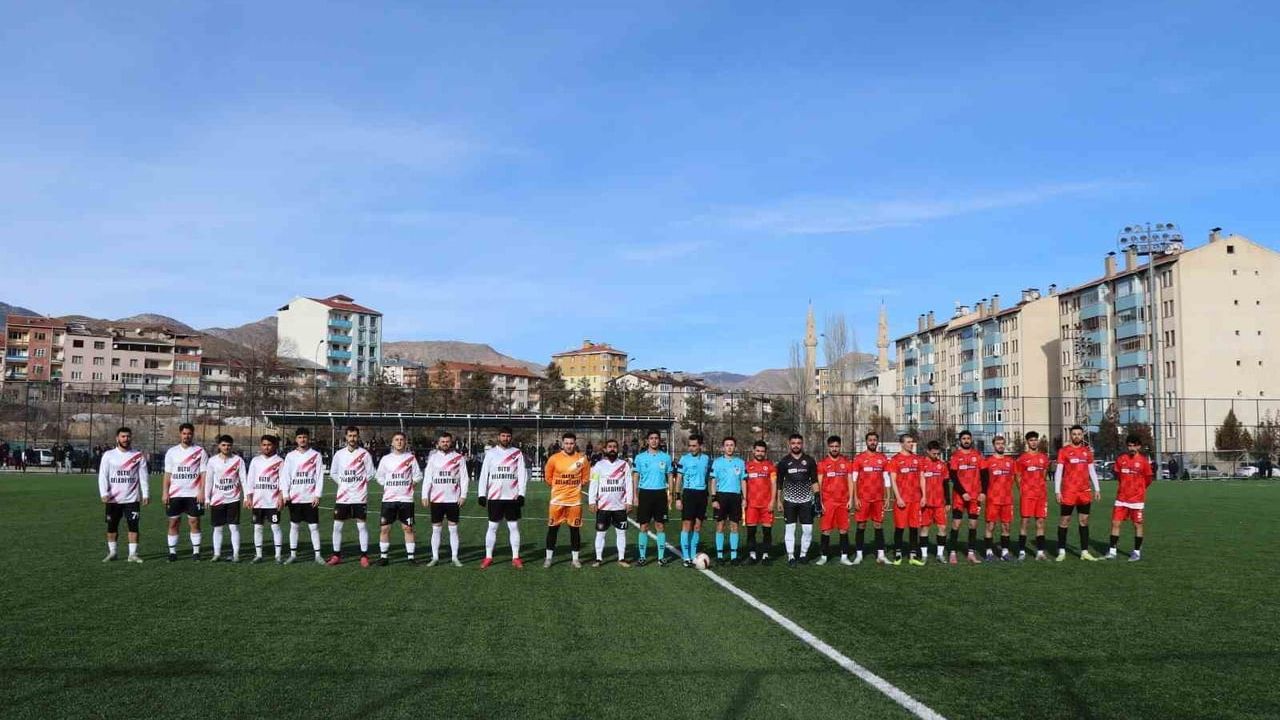 Oltu Belediyespor 3-1'le liderliğe yükseldi
