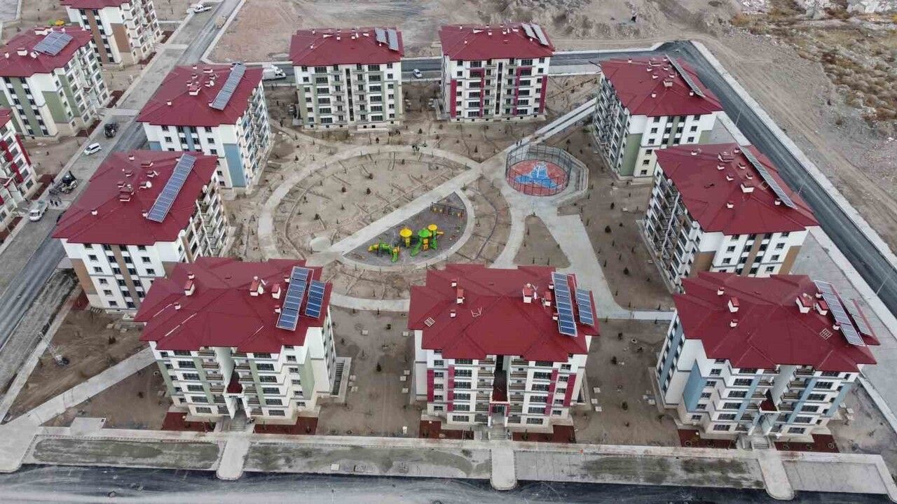 Oruçreis Kentsel Dönüşümünde Park Sulama ve Peyzaj Çalışmaları