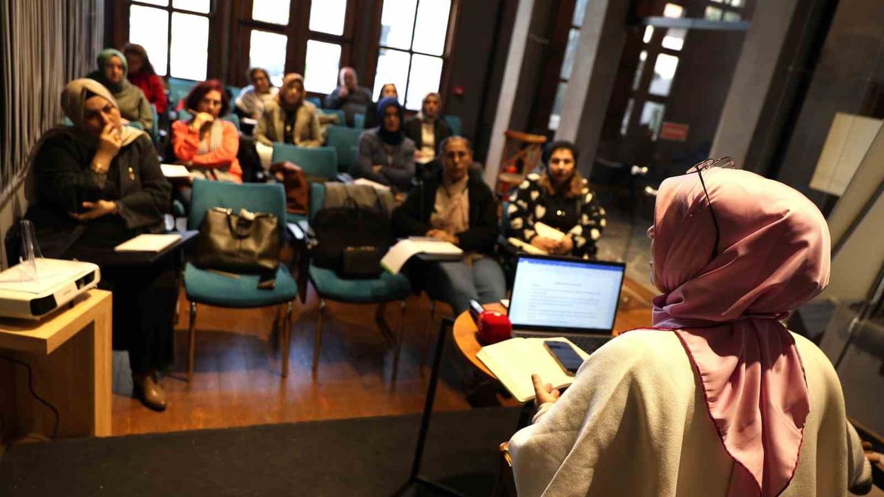 Osmangazi Belediyesi Öykü Yazma Atölyesi ile Yazar Adaylarını Destekliyor