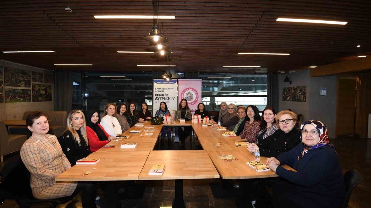 Osmangazi’de 'Elveda Gülsarı' kolektif okuması gerçekleştirildi