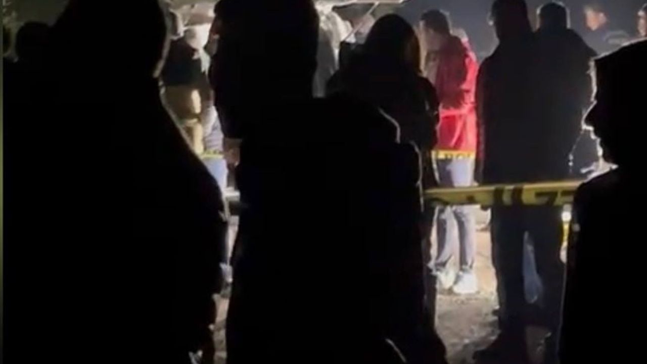 Osmaniye Asri Mezarlığında Park Halindeki Araçta İki Genç Ölü Bulundu