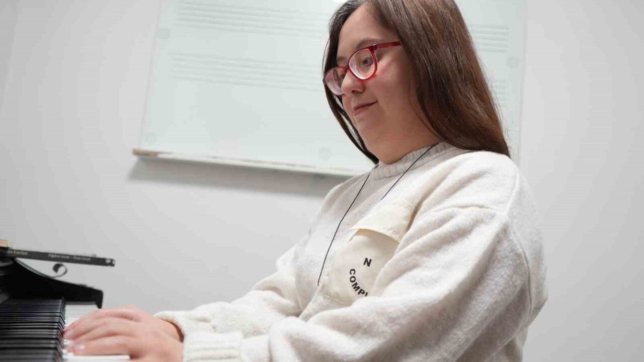 Osmaniye’de otobüs kazasında 34 yaşındaki Down sendromlu Eda Bayrak yaşamını yitirdi