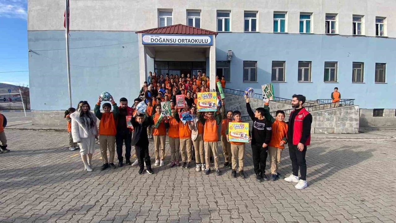 Patnos'ta öğrencilerine anlamlı destek