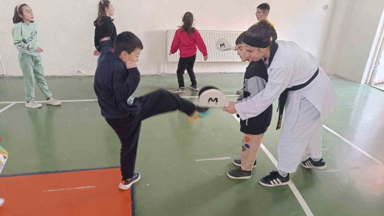 Pazarlar'da Tekvando Seferberliği: Hedef 100 Lisanslı Sporcu