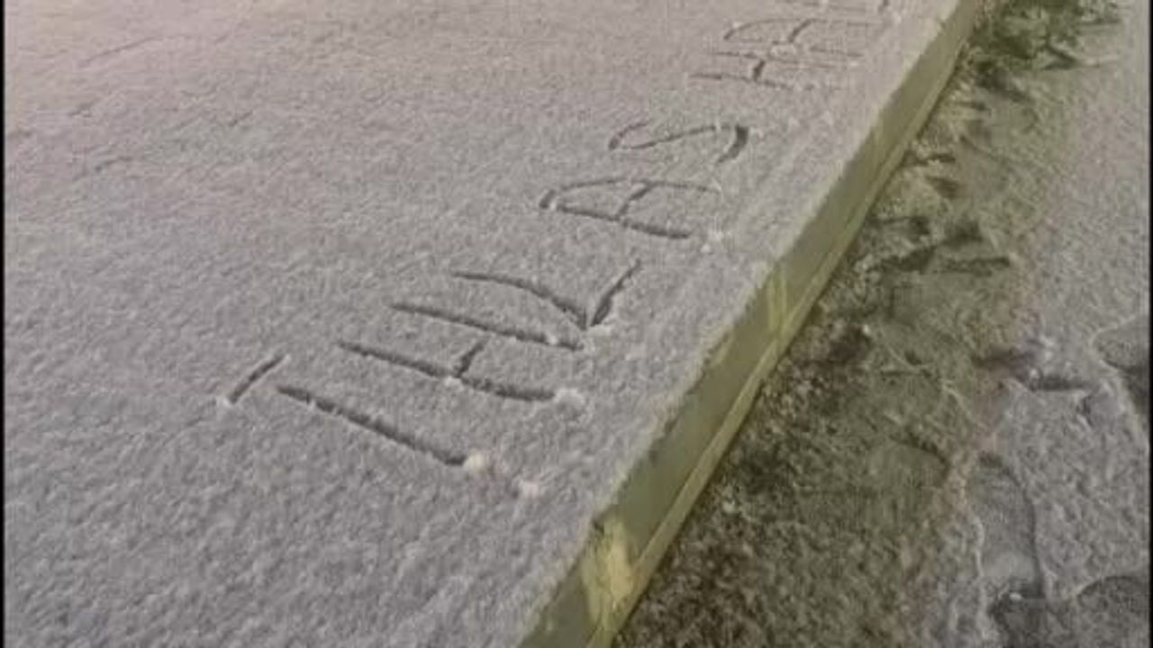 Polatlı’da akşam kar yağışı ilçeyi beyaza bürüdü