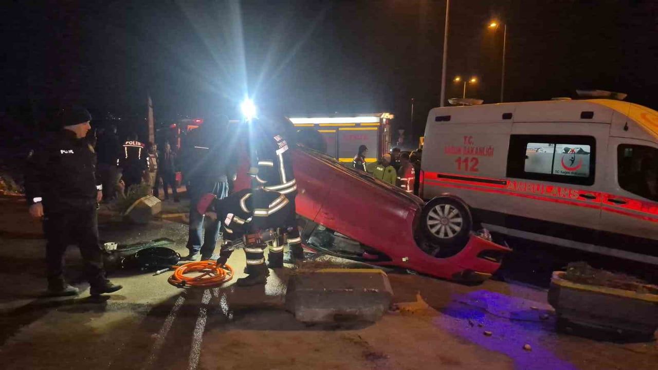 Polisin 'dur' ihtarına uymayan araç takla attı — 3 yaralı