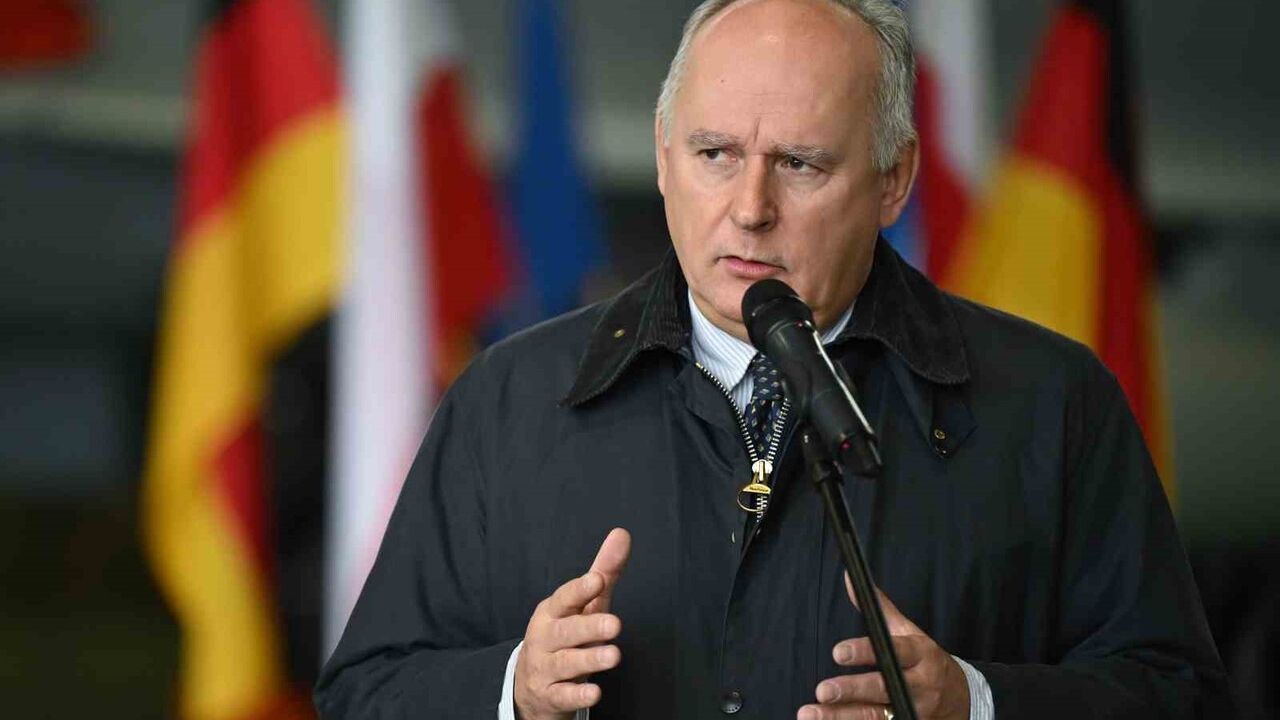 Polonya doğu sınırına anti-personel mayınları konuşlandıracak