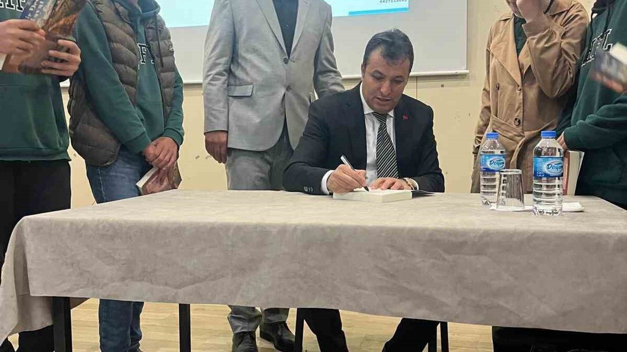 Prof. Dr. Yüksel Özdemir'in 'Bir Dem Hayat'ı sinemaya uyarlanıyor