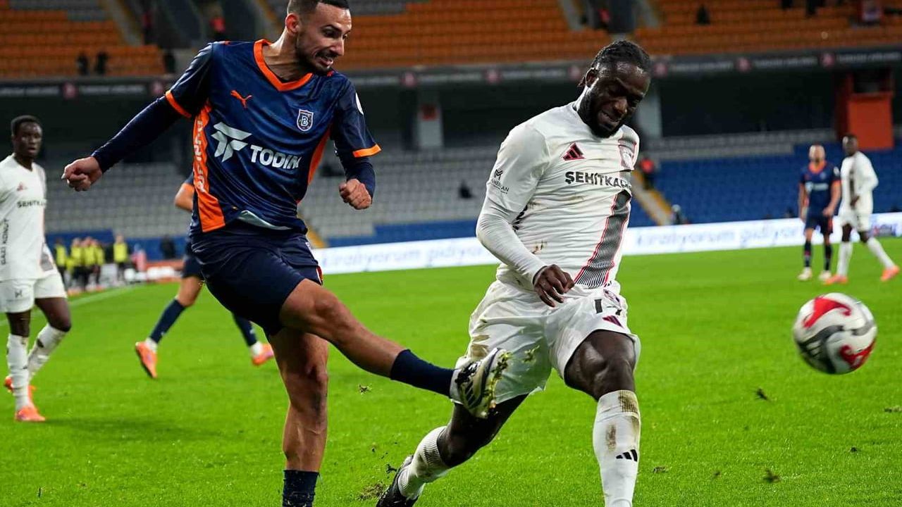 RAMS Başakşehir 2-1 Gaziantep FK — İlk Yarı Özeti