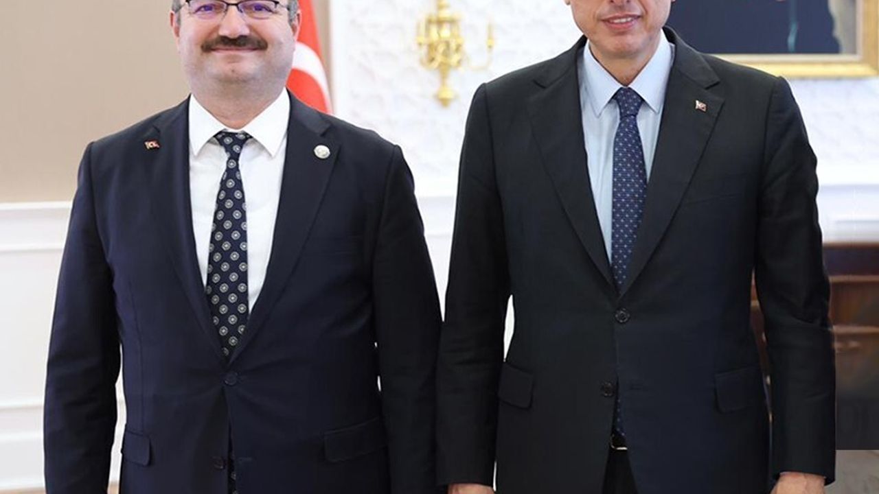 Rektör Hacımüftüoğlu Ankara’da Bakanlarla Üniversitenin Stratejik Projelerini Görüştü