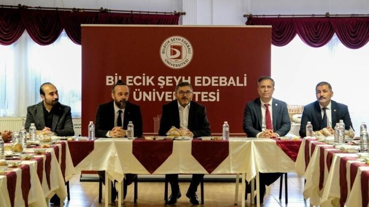 Rektör Kaplancıklı sporcu öğrencilerle yemekte buluştu