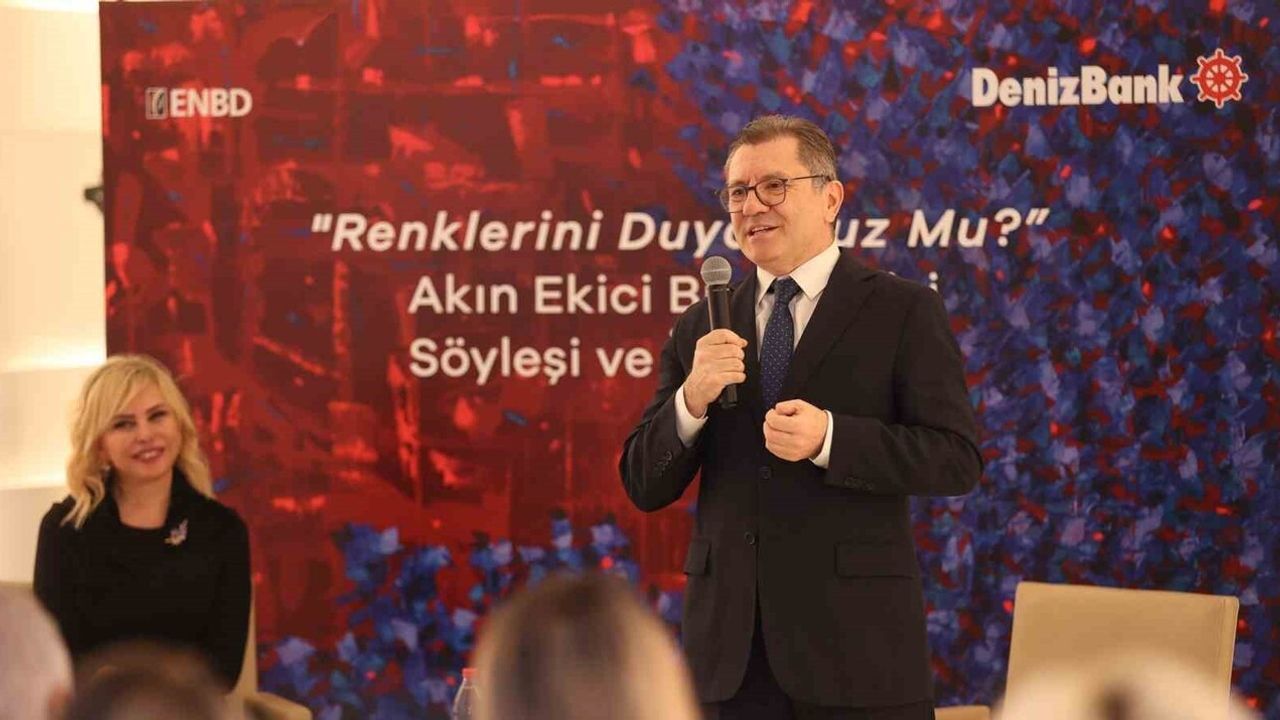 “Renklerini Duydunuz mu?” Galeri Deniz'de imza ve söyleşiyle tanıtıldı