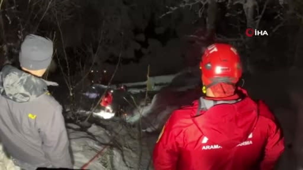 Rize'de kayıp 2 kişinin trafik kazasında yaşamını yitirmesi