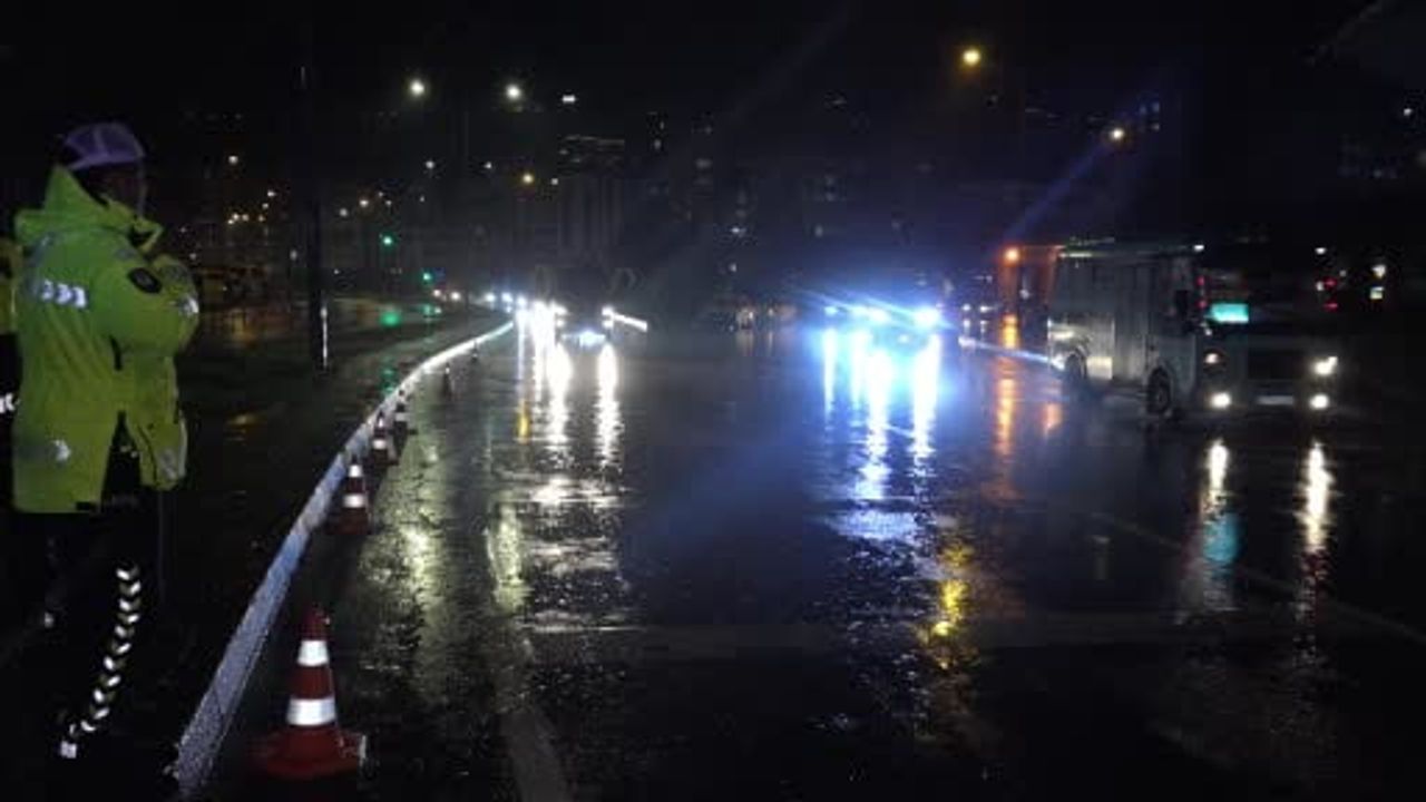 Rize protokolü yılbaşında görevi başındaki personeli ziyaret etti