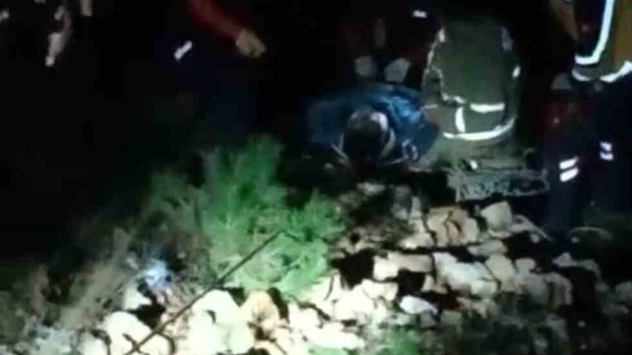 Safranbolu’da uçuruma yuvarlanan motosikletli 1.5 saatlik çalışmayla kurtarıldı