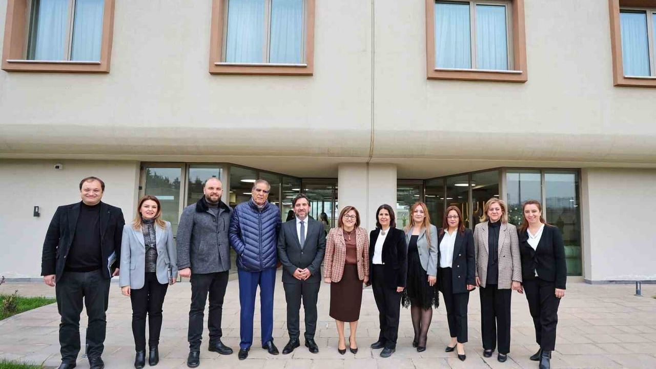 Şahin'den üniversite öğrencilerine sabah ikramı müjdesi