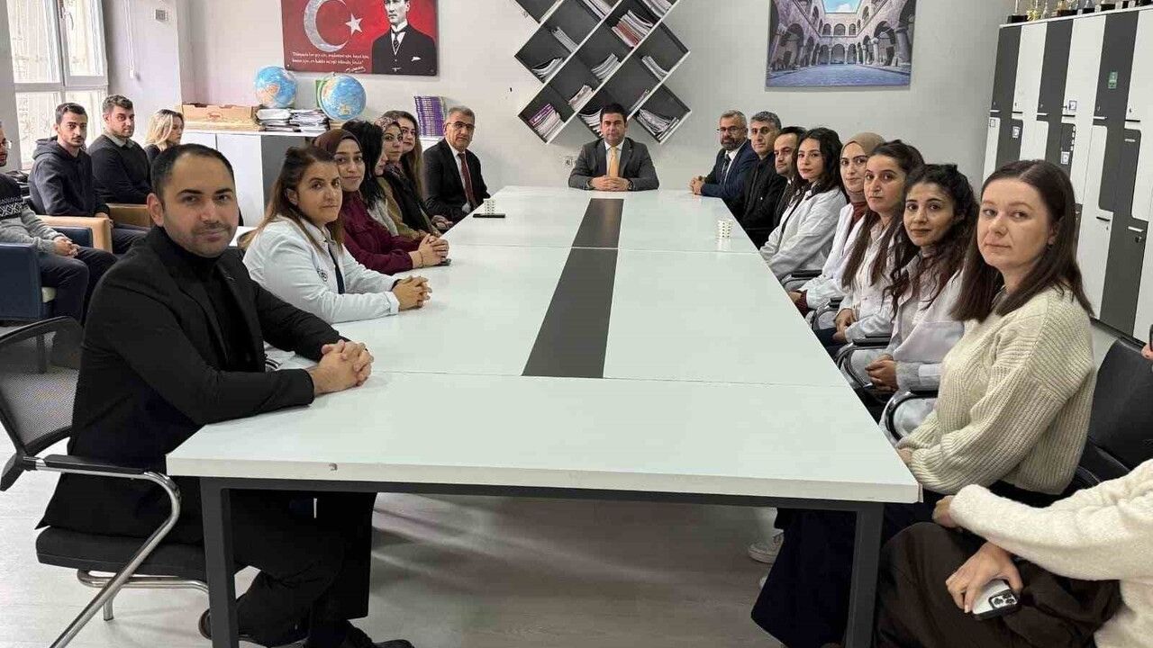 Saim Akan'ın Adı Okul Spor Salonunda Yaşatılacak