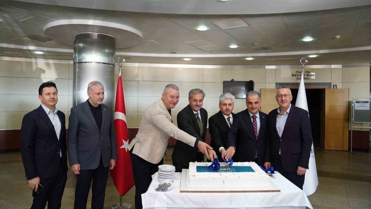 Sakarya Üniversitesi Araştırma Üniversitesi Statüsünü Törenle Kutladı