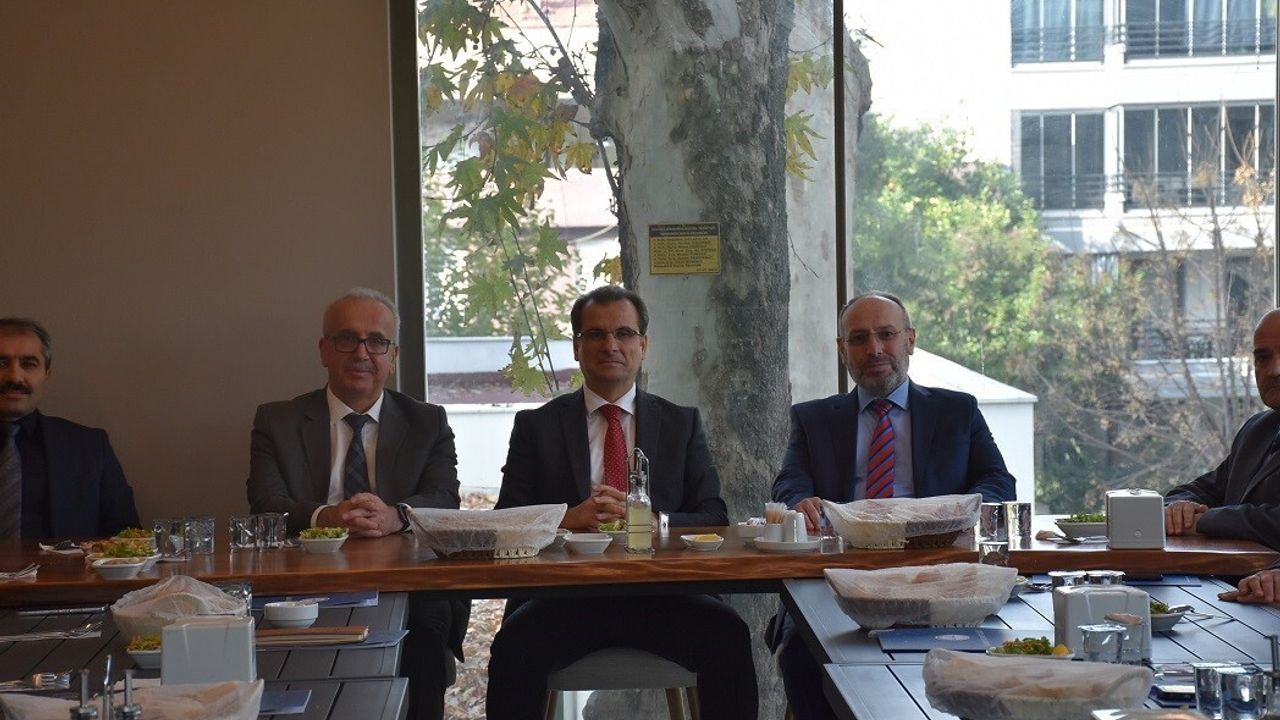 Salihli'de İlçe Müftüleri Mutat Toplantısı