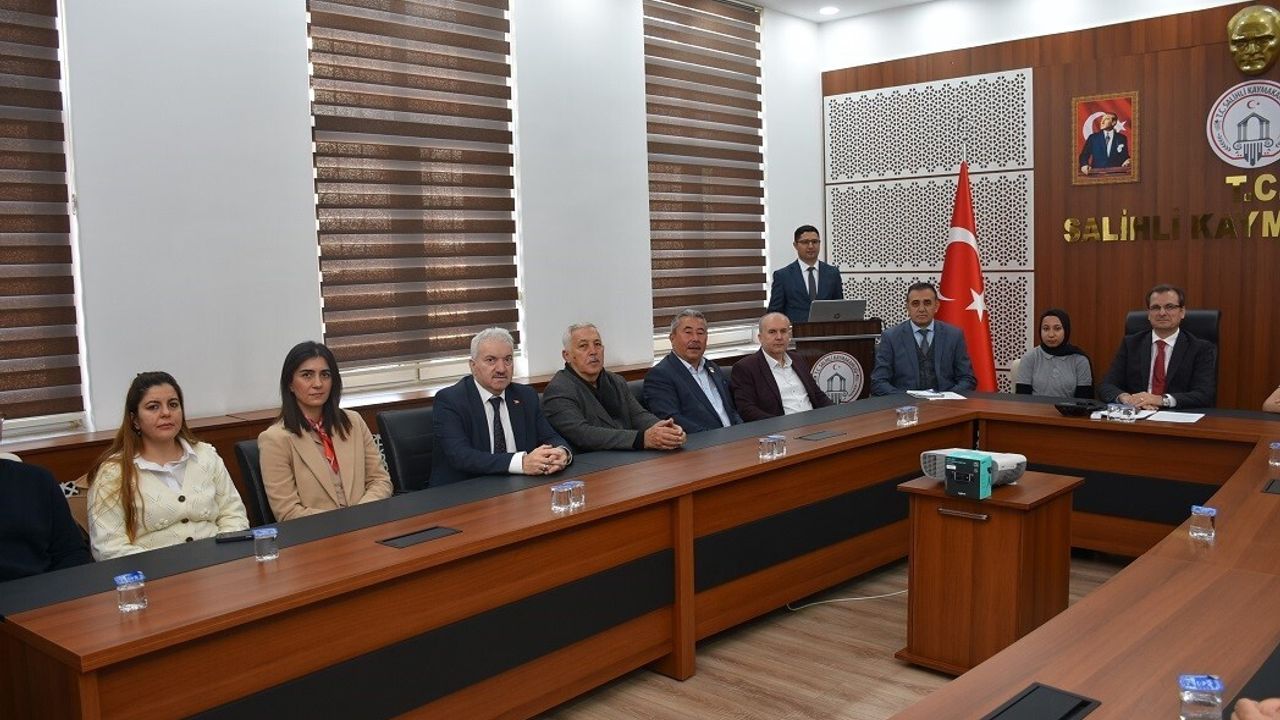 Salihli'de İnsan Hakları Kurulu Toplantısı