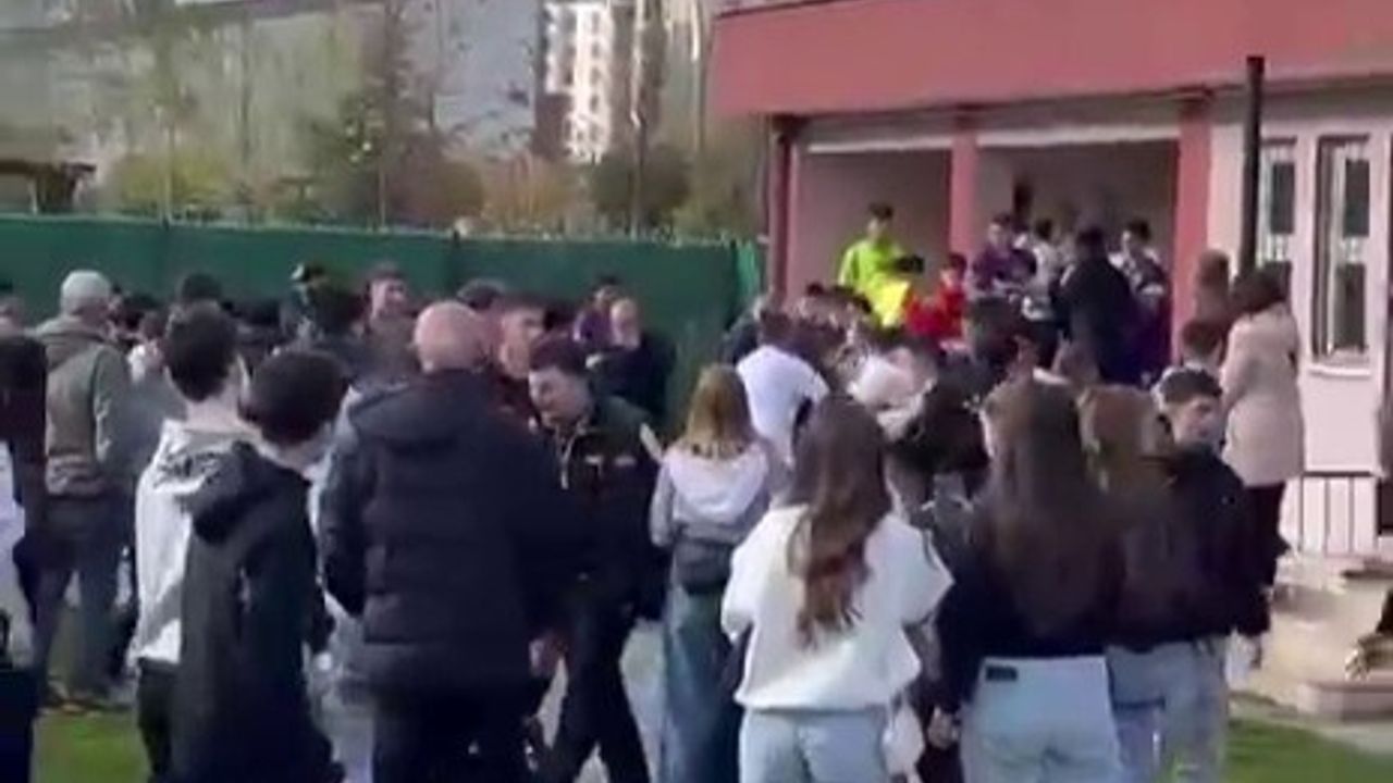 Samsun Canik'te öğrencilerin öğretmene saldırısına sendikalardan ortak tepki