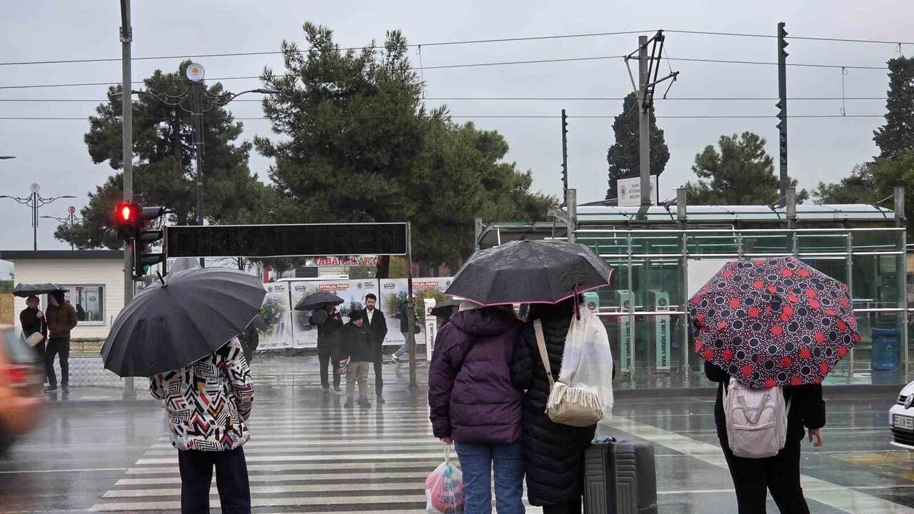 Samsun'da Kuvvetli Sağanak: Bafra'ya Metrekareye 27 Kilo Yağış Düştü