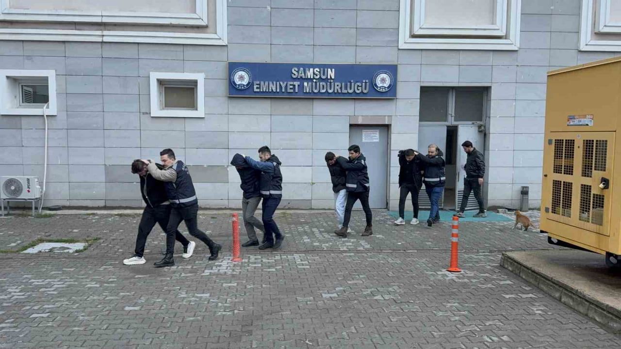 Samsun İlkadım'da tütün kaçakçılığı operasyonu: 4 kişi adliyeye sevk edildi