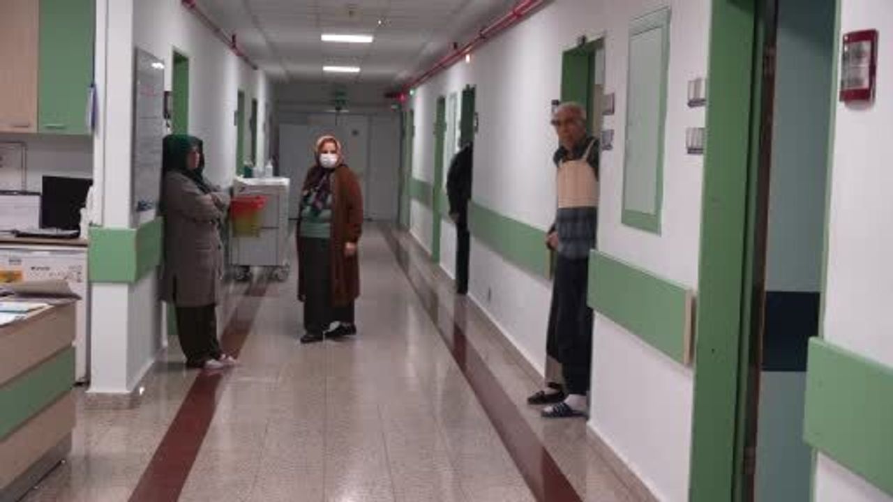 Samsun Şehir Hastanesi'nde Başarılı Hibrit Aort Ameliyatı (FET + TEVAR)