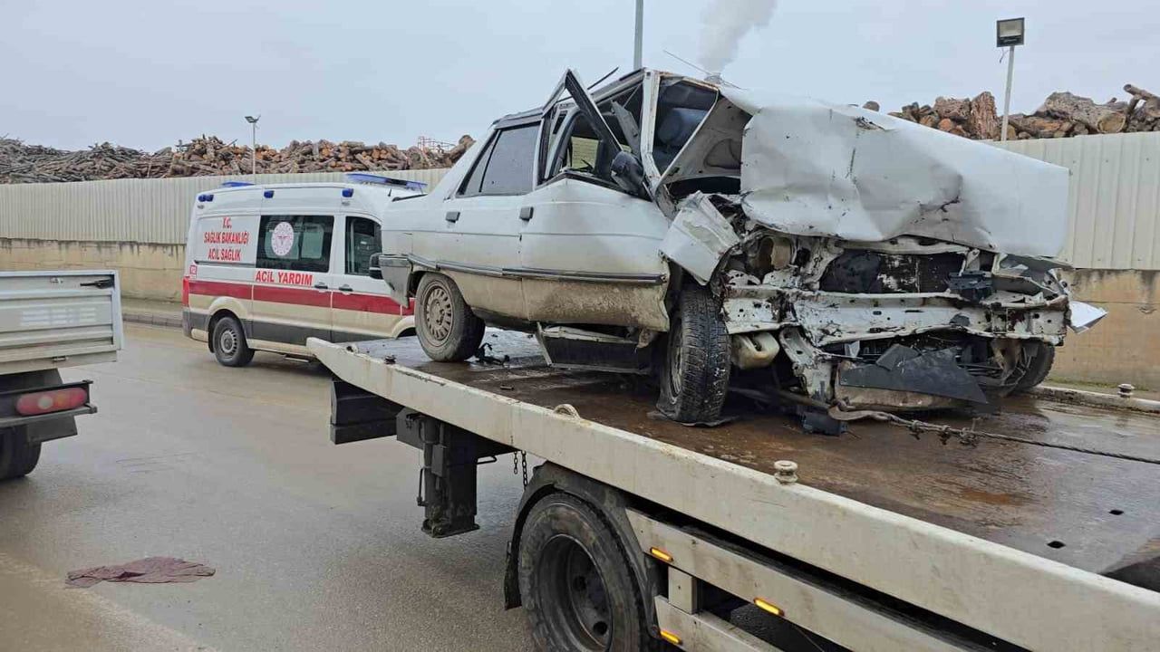 Samsun Vezirköprü'de zincirleme kaza: 3 yaralı