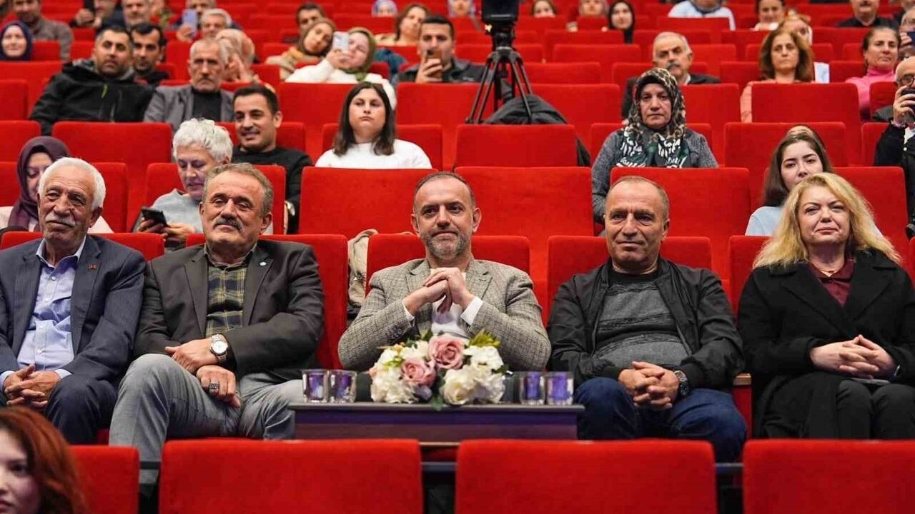 Sancaktepe’de Âşıklar Şöleniyle Âşıklık Geleneği Yaşatıldı