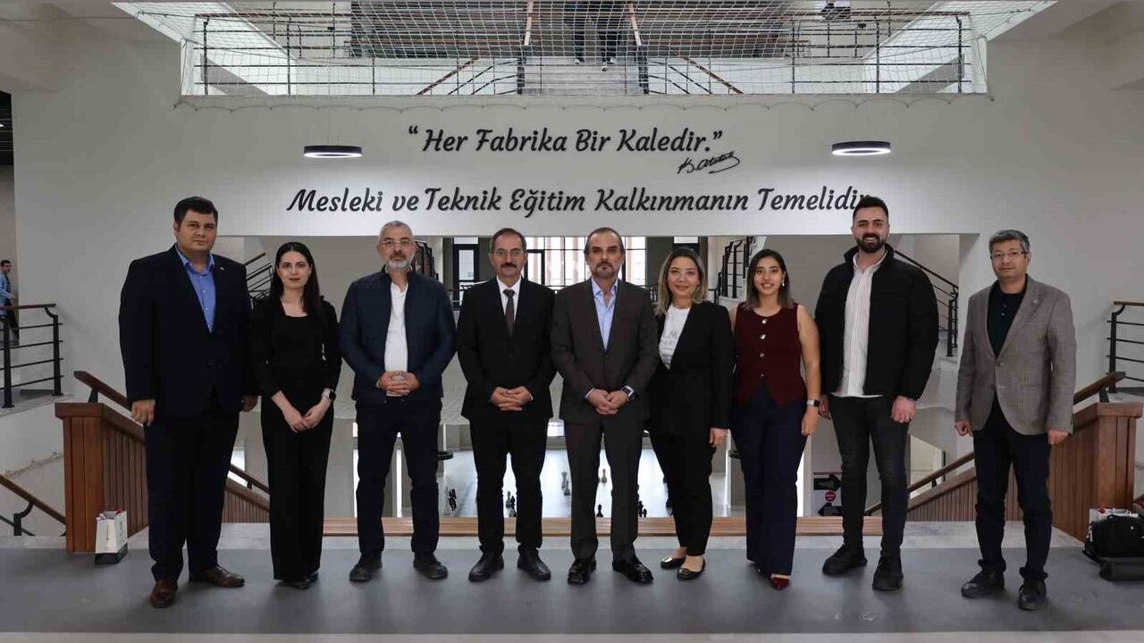 SANKO Üniversitesi ve Gaziantep OSB Koleji'nden çocukluk obezitesine ortak mücadele protokolü