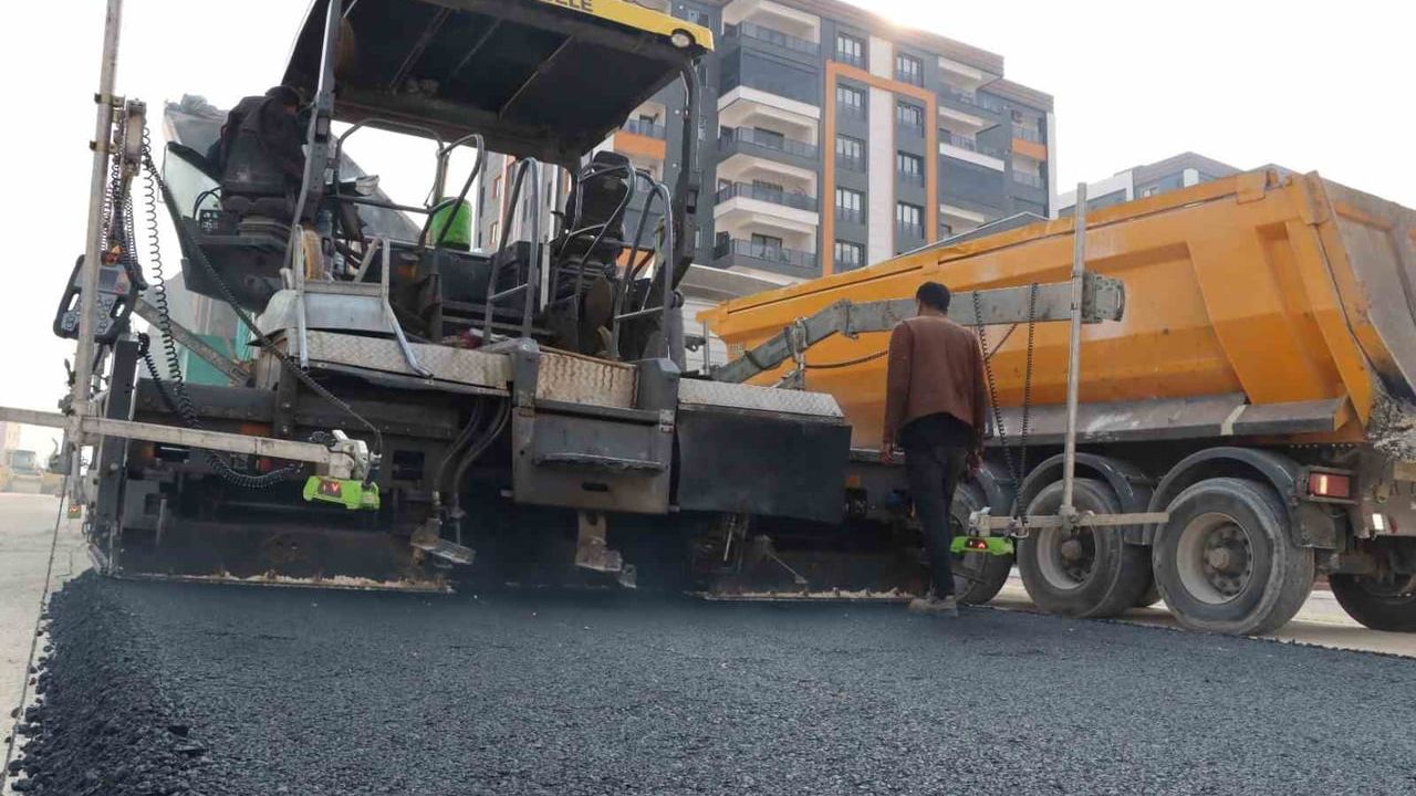 Şanlıurfa Büyükşehir’den Abdulkadir Yüksel Bulvarı’nda trafik rahatlatan yol düzenlemesi