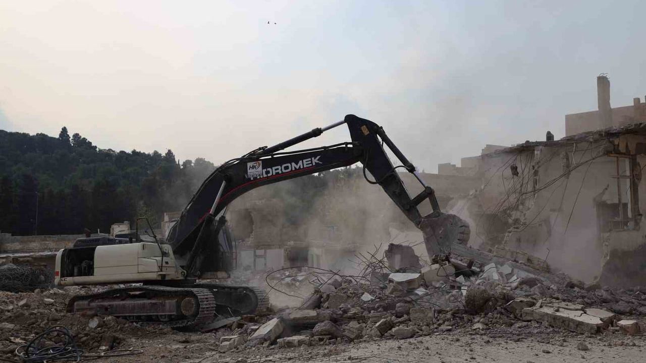 Şanlıurfa'da 2. Etap Kentsel Dönüşümde Yıkımlar Sürüyor