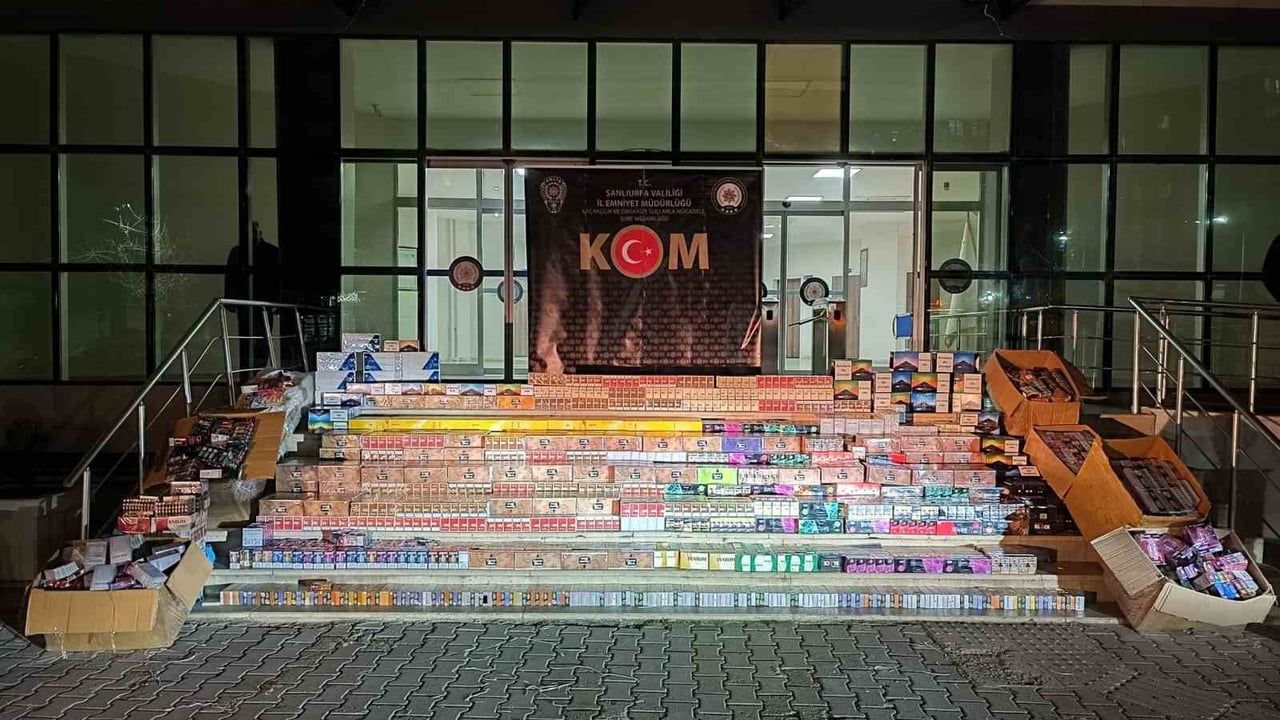 Şanlıurfa'da kaçak sigara operasyonu: 3 gözaltı
