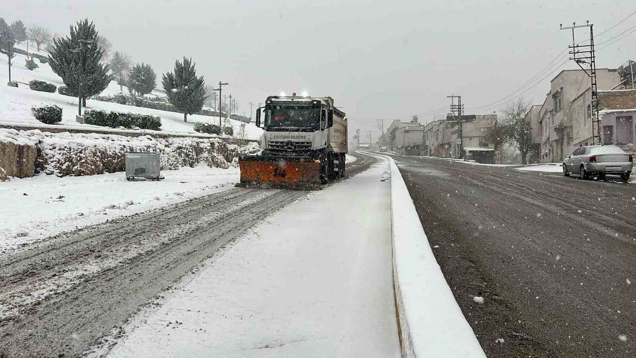 Şanlıurfa'da karla mücadele ve ulaşım önlemleri