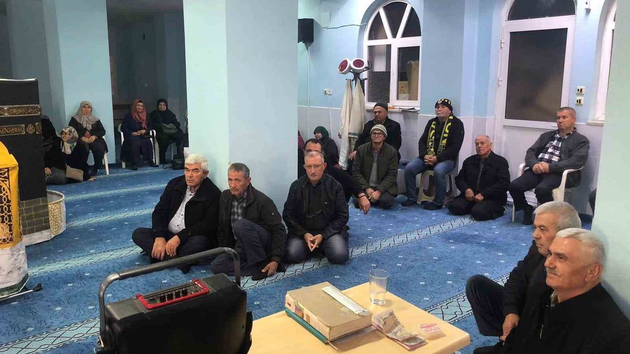 Sarıgöl'de Ümreye Gideceklere Bilgilendirme Semineri