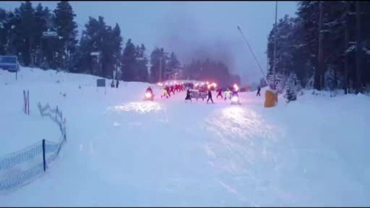 Sarıkamış'ta Kayakçılardan Bursa'daki Yangın Kurbanları İçin Vefa Buluşması